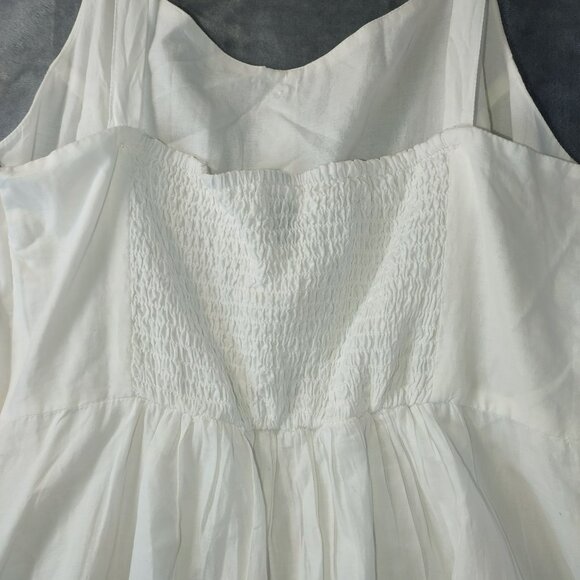 Old Navy Womens Sleeveless Sundress Smocked Back Size L White Vacation Cruise - Picture 5 of 16